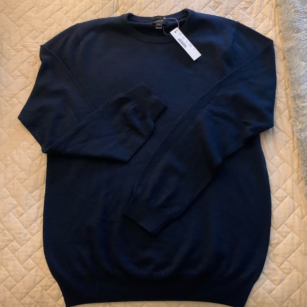 Men’s Size Medium Navy NWT J Crew Merino Wool lightweight sweater